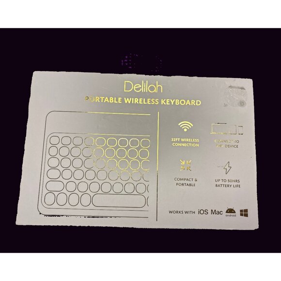 Delilah Wireless Affordable Keyboard and Mouse - Picture 3 of 5